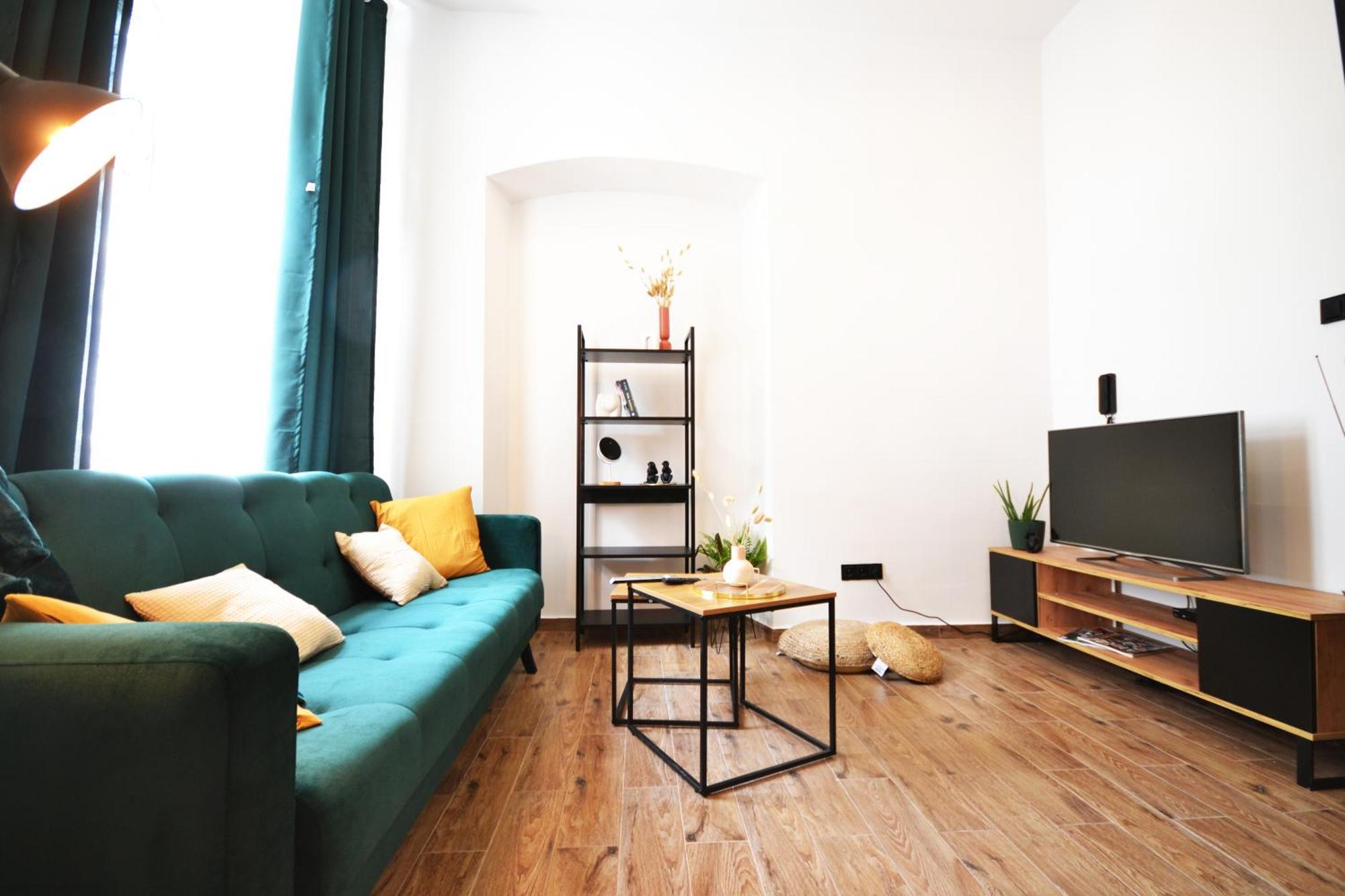 Often-Hide Apartment เชสโตฮอวา ภายนอก รูปภาพ